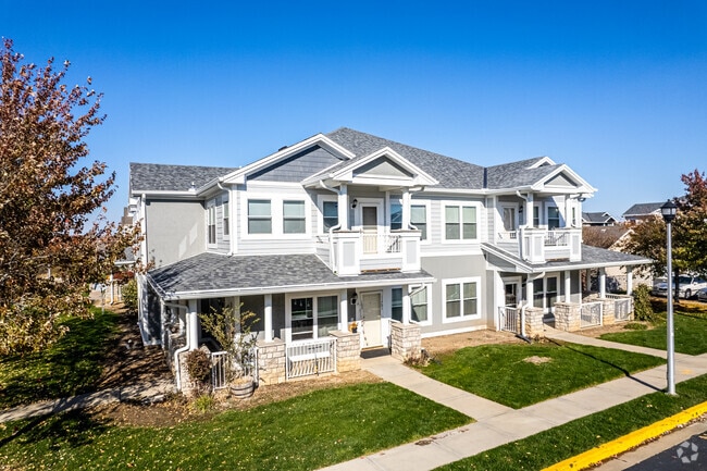 Photo - The Village at Sunnybrook