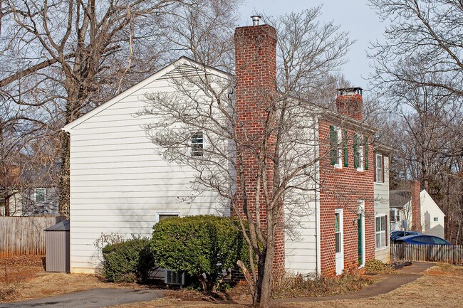 Photo - Pet-Friendly Briarwood Duplex - Easy Access to NGIC/DIA/NGA, CHO Airport, & Hollymead Town Center