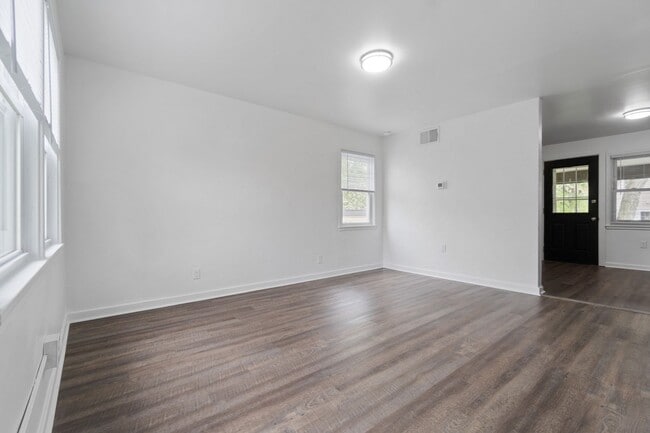 Photo - Scenic Hills Homes 2BR Townhouse. Apply Now!