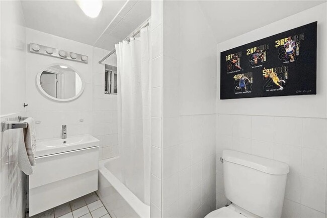 Photo - 42 Clermont Ave Unit 1