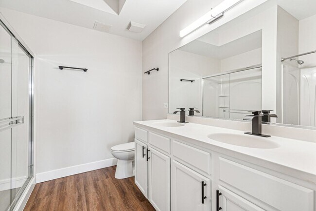 Photo - The Landing at Town Center