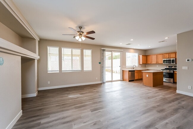 Photo - 9327 Wishing Creek Ave