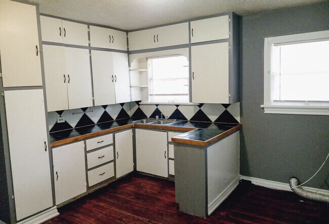Photo - 2115 27th St Unit A