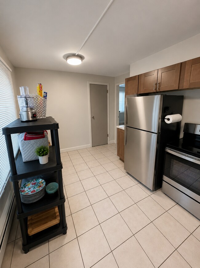 Photo - 902 N 11th Ave E Unit Lower
