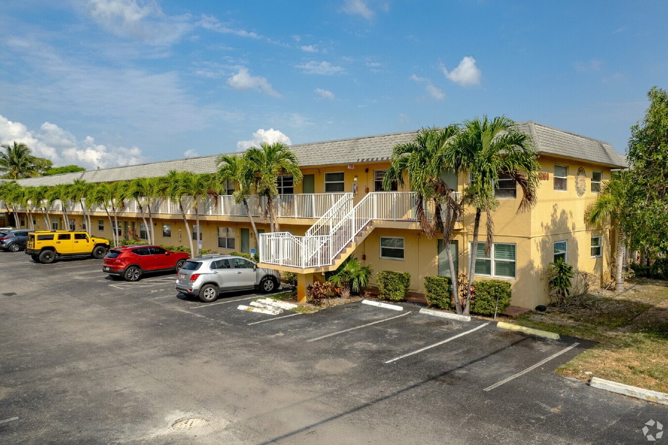 QUICK MOVE IN - FIRST MONTH FREE | Clean 1-Bedroom Apartment in Prime Oakland Park Location - QUICK MOVE IN - FIRST MONTH FREE | Clean 1-Bedroom Apartment in Prime Oakland Park Location Unidad 17