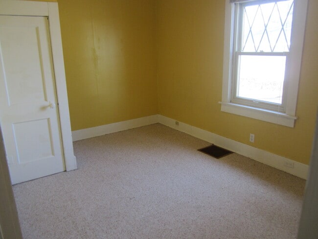 Photo - 2330 Starr Ave Unit 2330