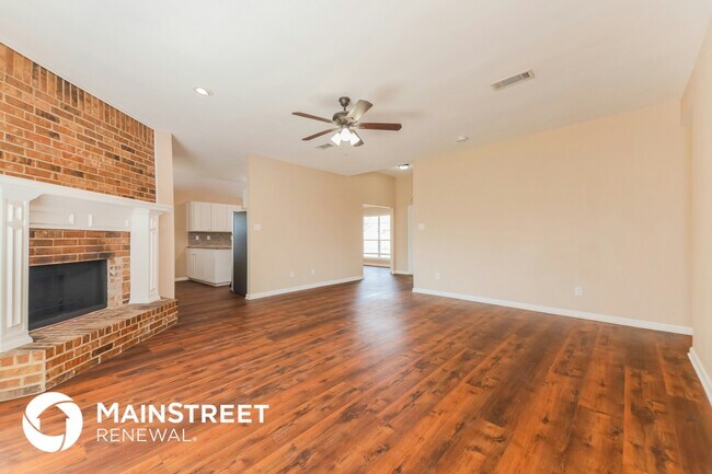 Photo - 9306 Chimneywood Dr