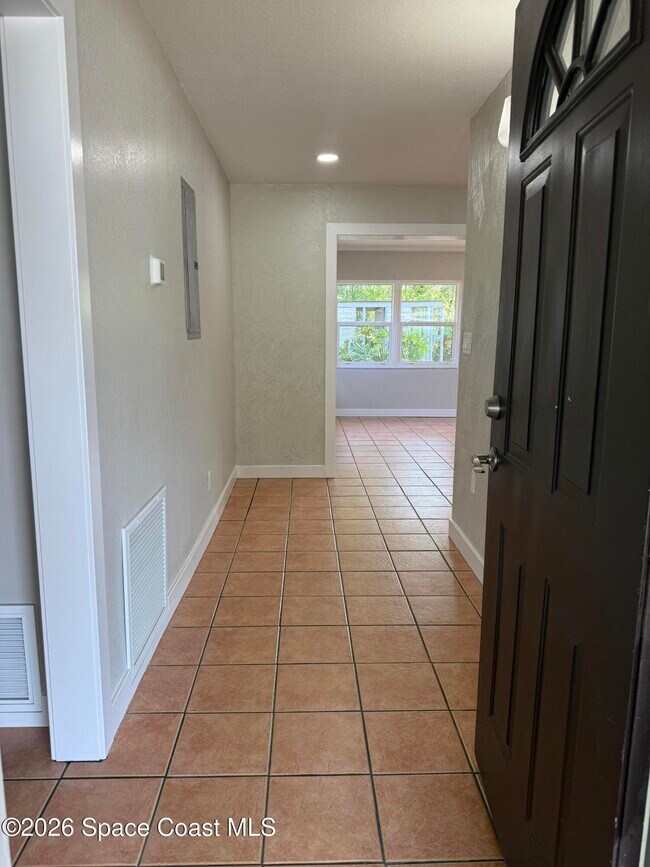 Photo - 9 Lemoine Ave