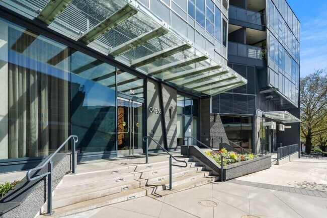 Photo - 2Bd/1.75Ba Bellevue Condo Unit 802