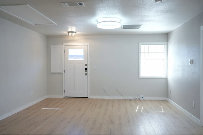 Photo - 314 Jagoe St Unidad 102