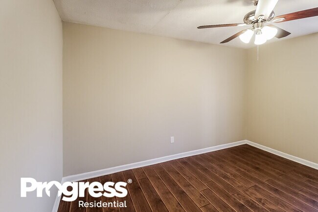 Photo - 119 Richard Way