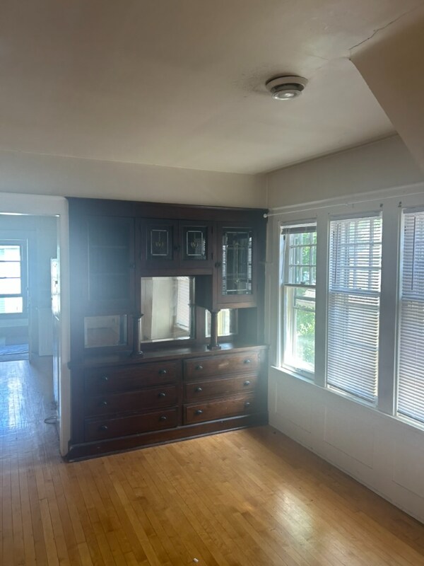 Photo - 1804 N Astor St Apartment Unit 2