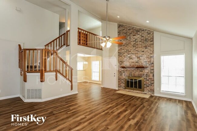 Photo - 2416 Sutton Dr