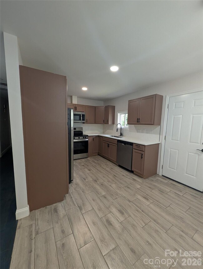 Photo - 2800 Dalecrest Dr