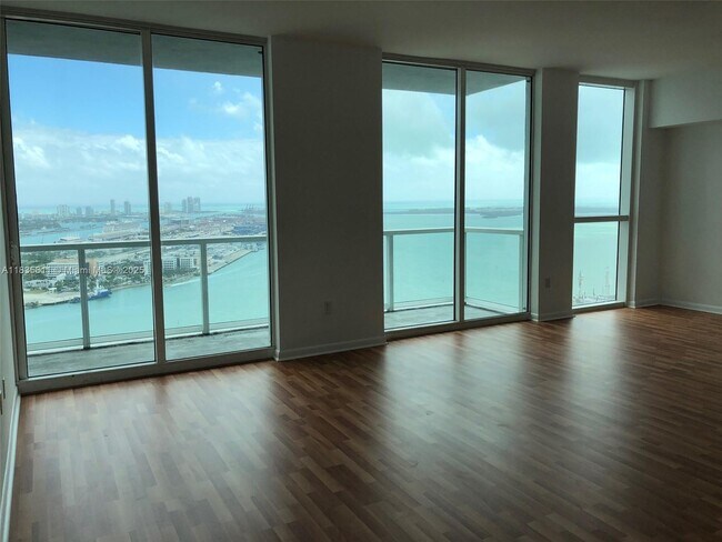 Photo - 253 NE 2nd St Condo Unit 4207