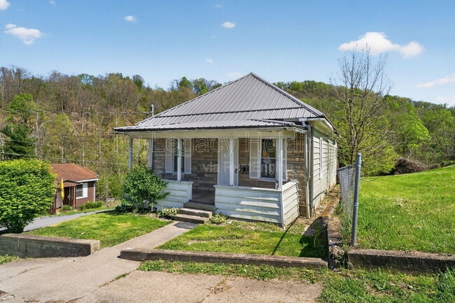 Photo - 804 Illinois Ave