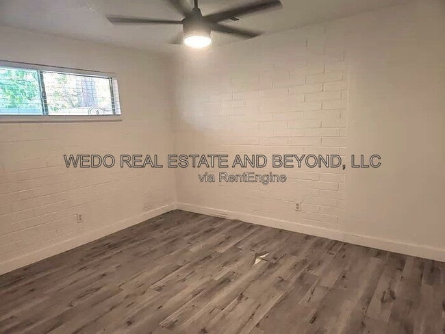 Photo - 1812 N 26th Pl Unit 1