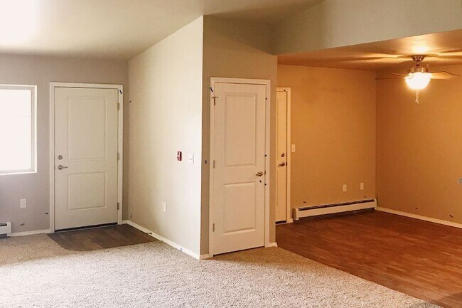 ELM GROVE ESTATES