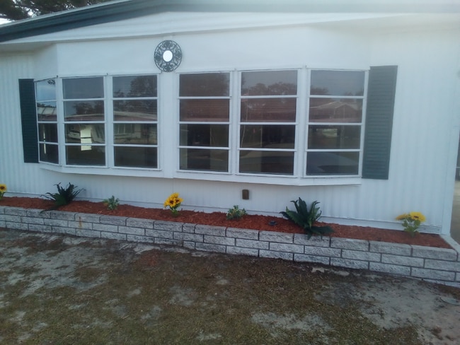 Building Photo - 8124 Eagle Dr