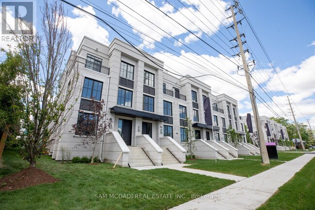 Photo - 1180 Cawthra Rd