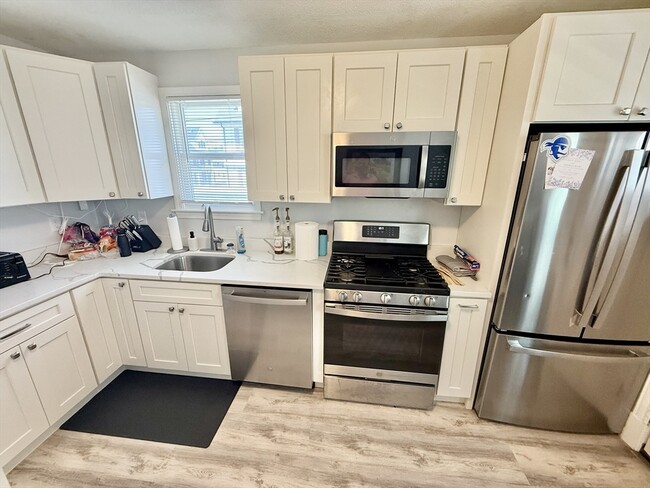 Photo - 80 Etna St Apartment Unit 1