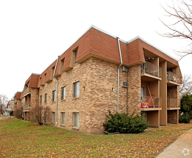 Building Photo - 795 East 6th St Rental