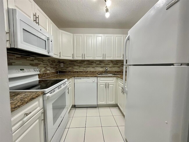 Photo - 9517 Fontainebleau Blvd Condo Unit 501-312