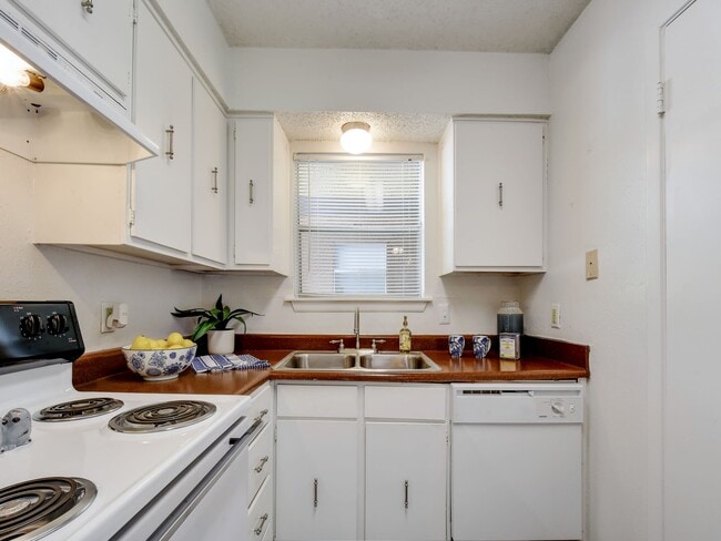 Hunter's Glen Apartments