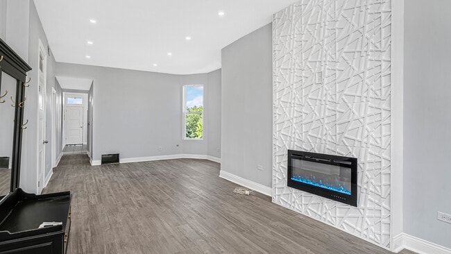 Photo - 3227 W Beach Ave