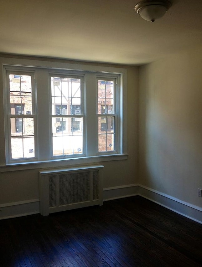 Living Room - Wellwood Manor