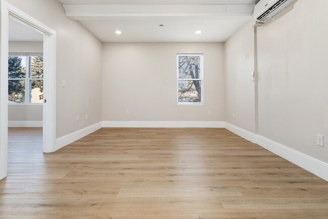 Photo - 41 Wolcott St Unit 4