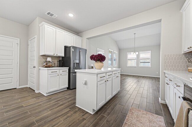 Photo - 32226 Cedar Crst Dr