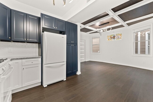 Photo - 51 Wegman Pkwy Unit 2