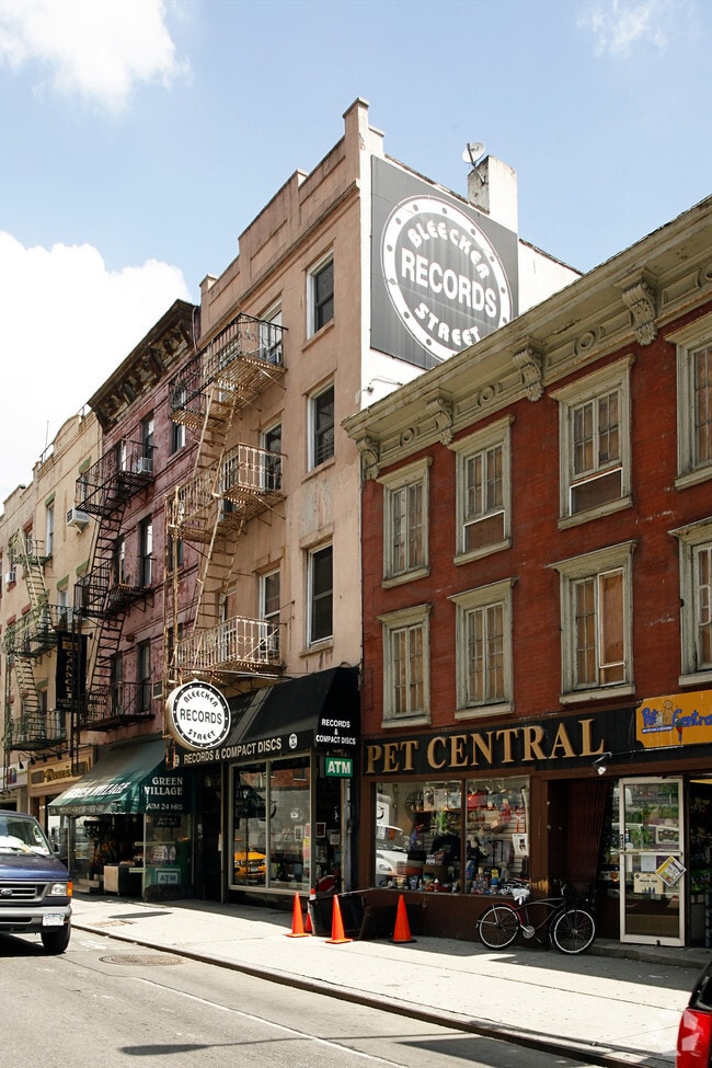 Primary Photo - 239 Bleecker St