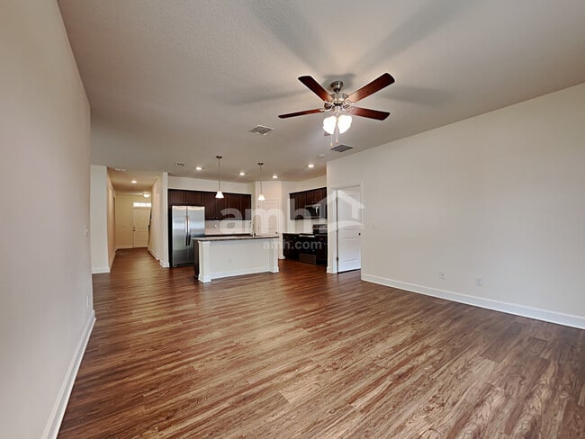 Photo - 105 Moultrie Crossing Ln