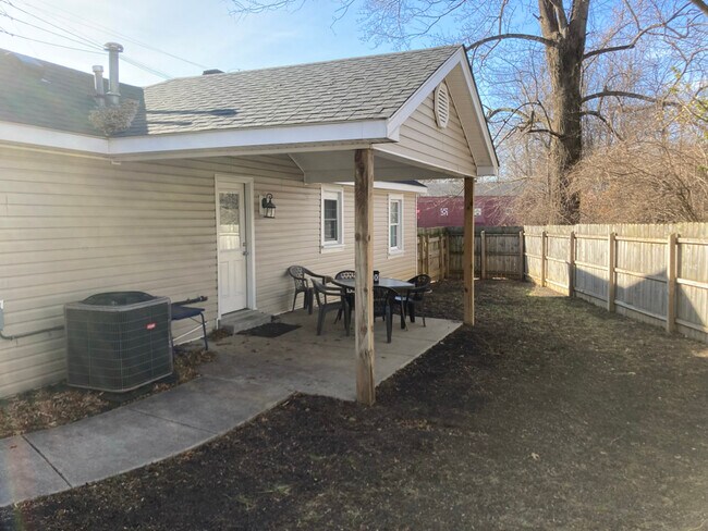 12201 Old Shelbyville Rd