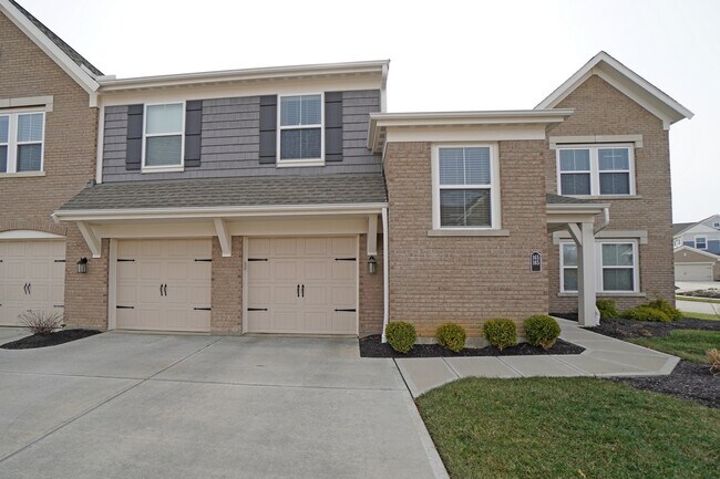 Front. Detached garage. - 165 Waterhaven Way Unit 165 Waterhaven