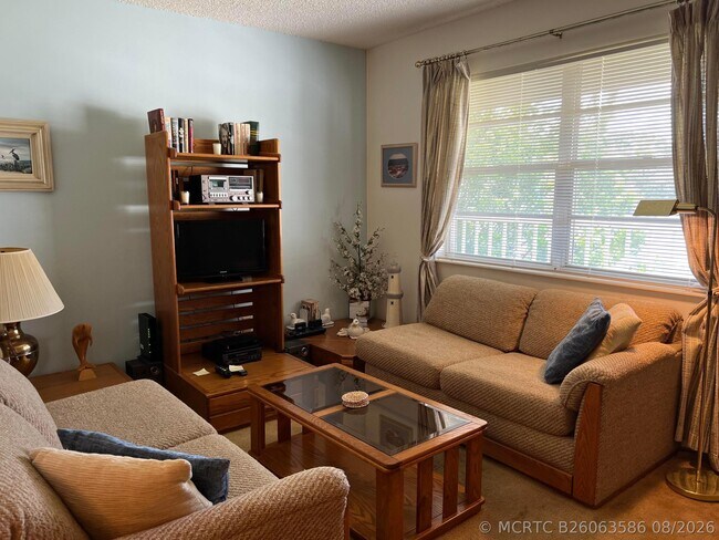 Photo - 7 Lake Vista Trail Unit 204