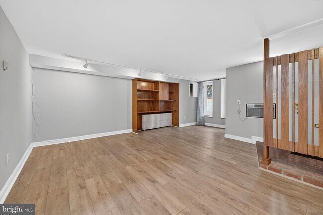 Photo - 2007 Kalorama Rd NW