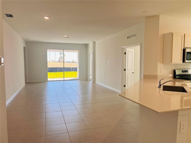 Photo - 4317 Riverbend Blvd