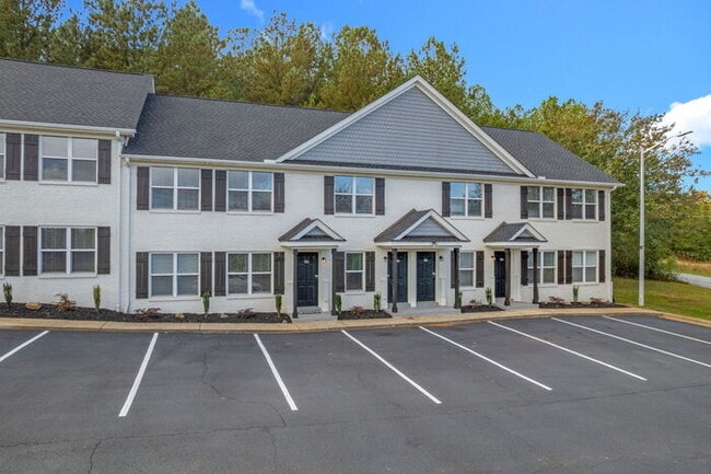 3 Bedroom, 2 Bath with Home Office - 3 Bedroom, 2 Bath with Home Office