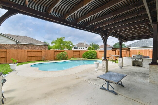 Photo - 15707 Sandisfield Ln