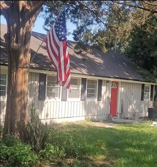 Photo - 175 Machelle Dr House