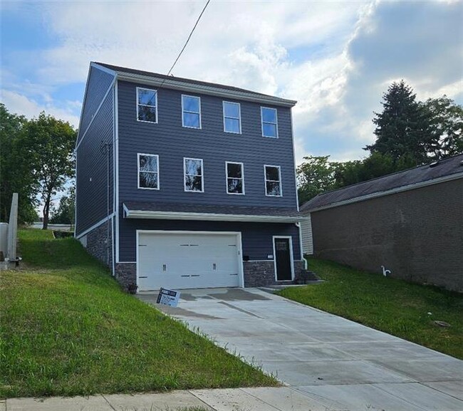 Building Photo - 225 Wilbert St