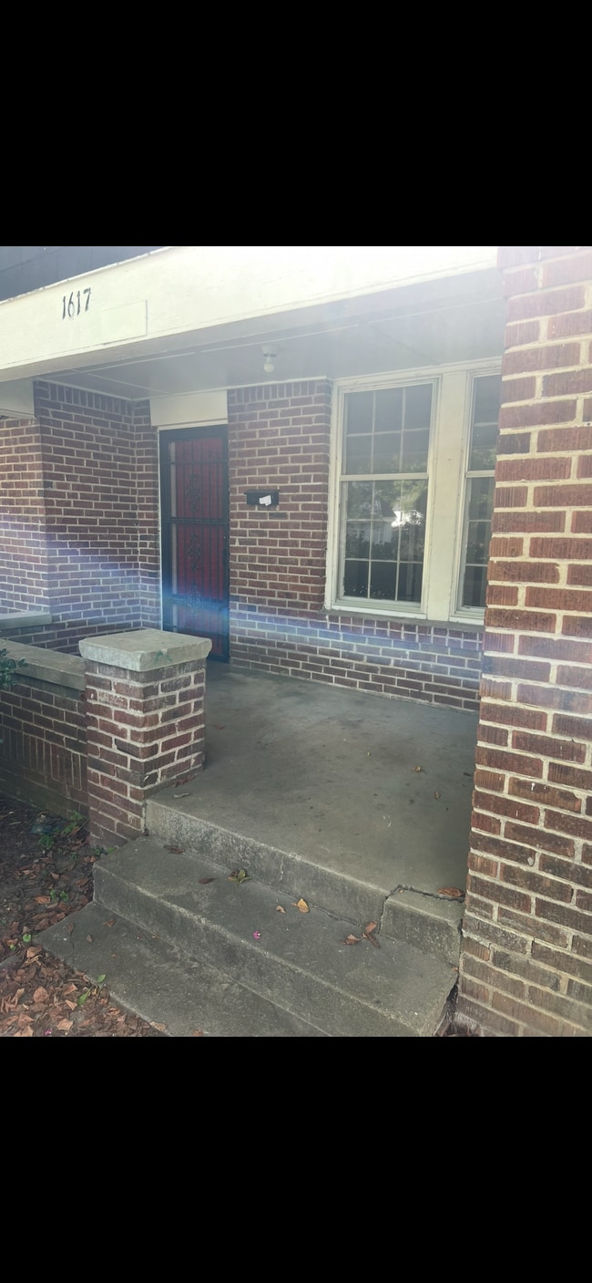 Photo - 1617 N Madison St