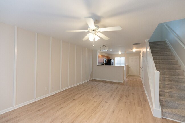 Photo - 306 Snowy Owl Ct