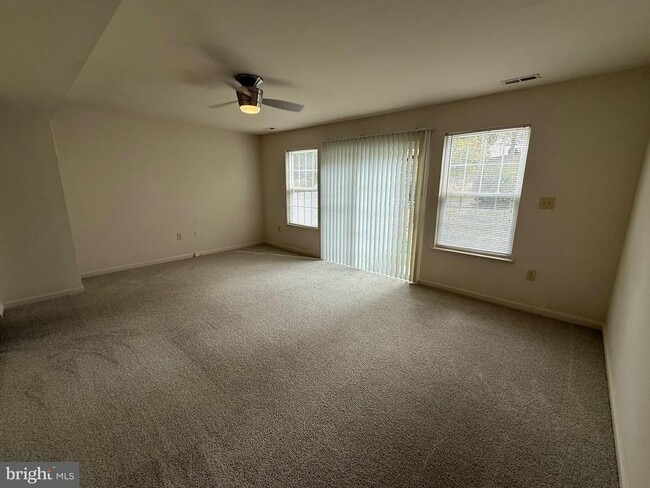 Photo - 104 Belladonna Ln