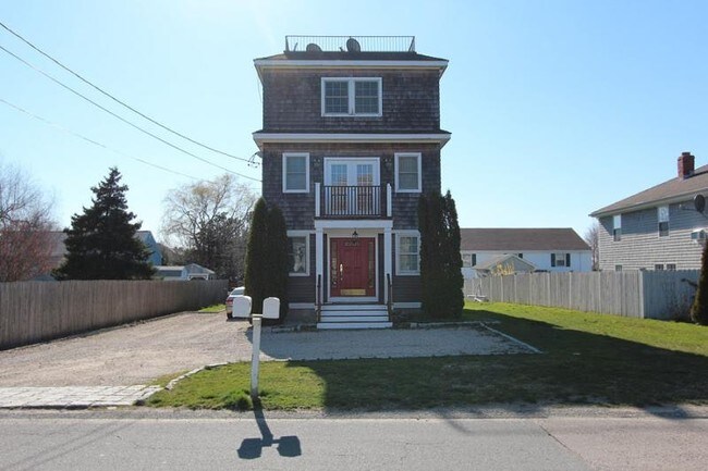 Photo - 109 Wolcott Ave Casa