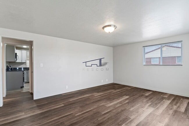 Photo - 138 Lynnwood Dr