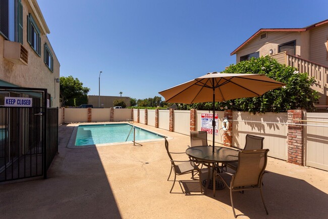 Photo - San Remo Court
